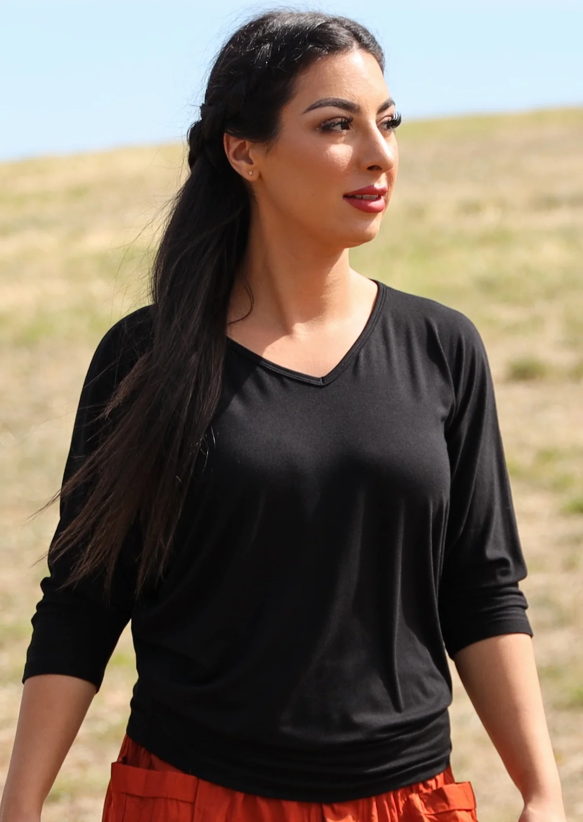 3/4 Sleeve V-neck Batwing Top Black - Ysert