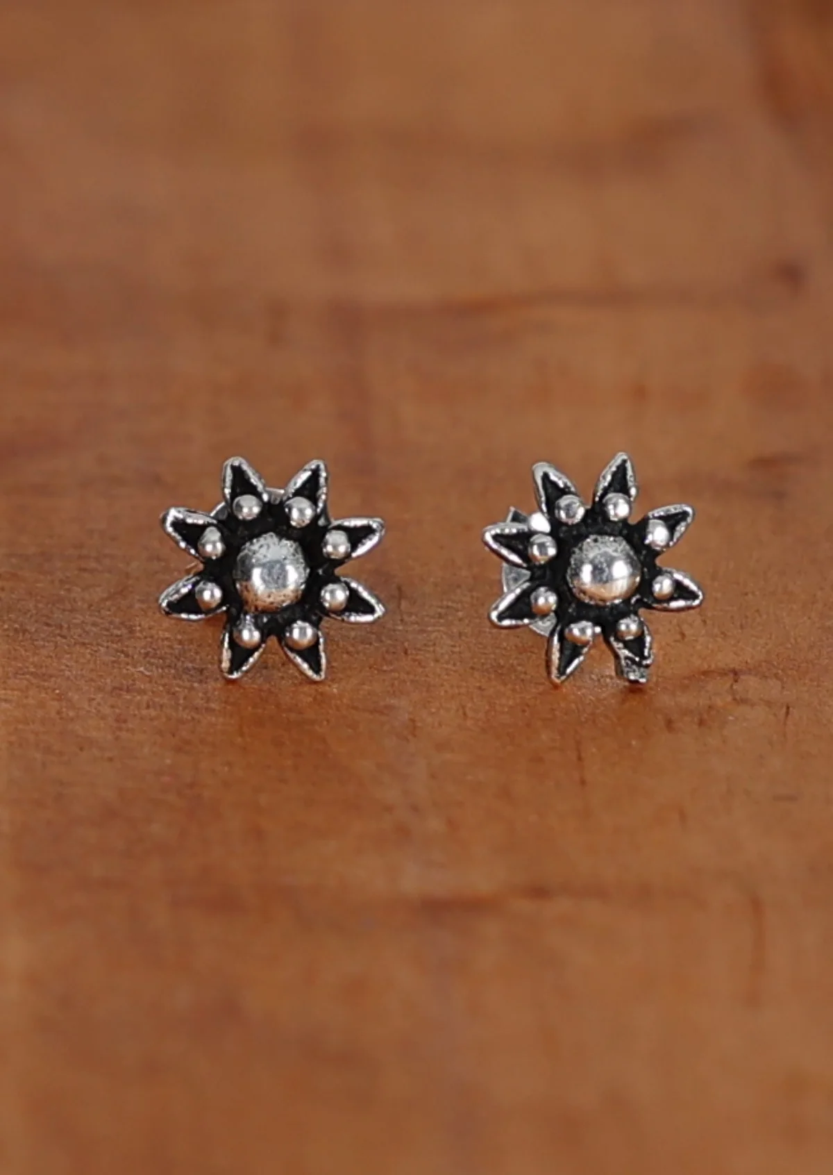 Boho Silver Flower Studs - Ysert