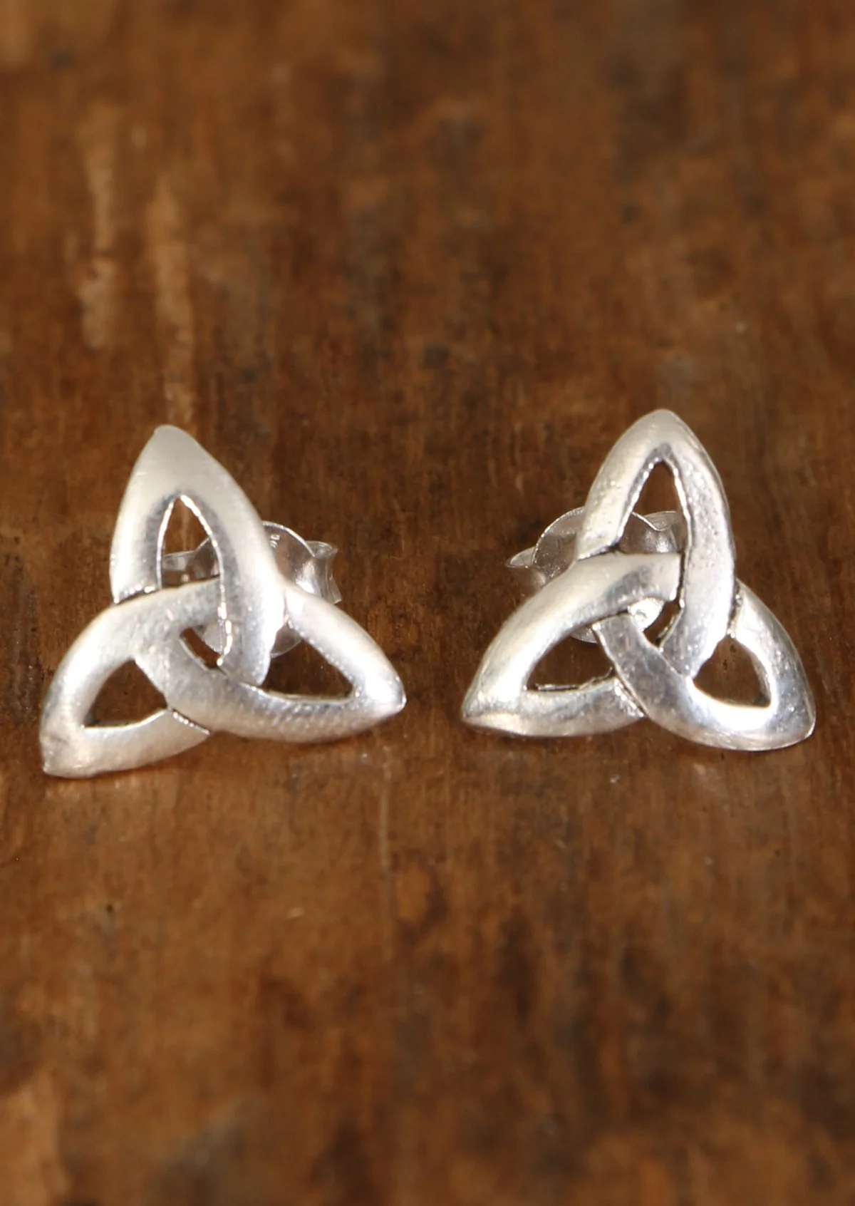 Trinity Knot Silver Studs - Ysert