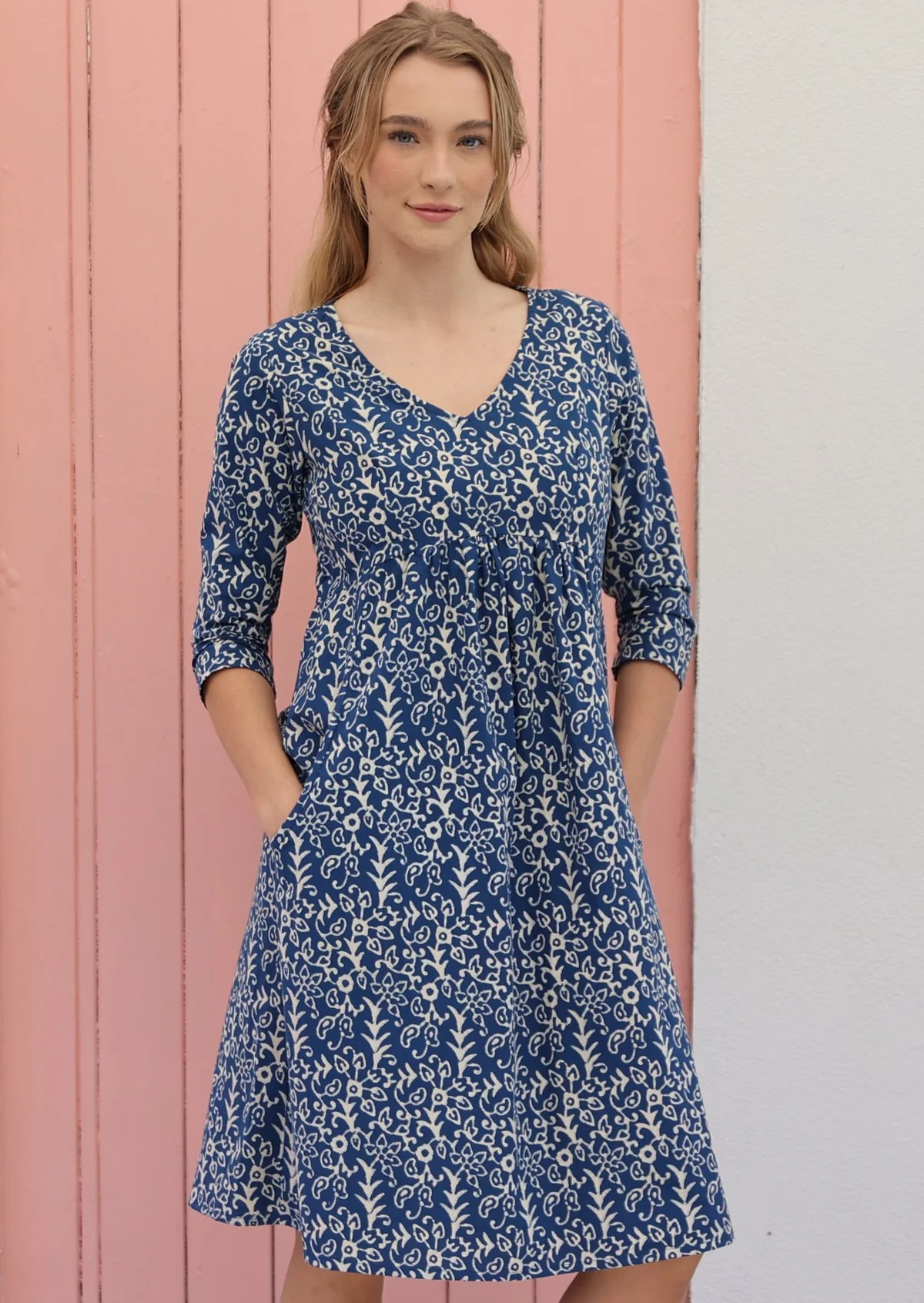 April Dress Nirvana - Ysert