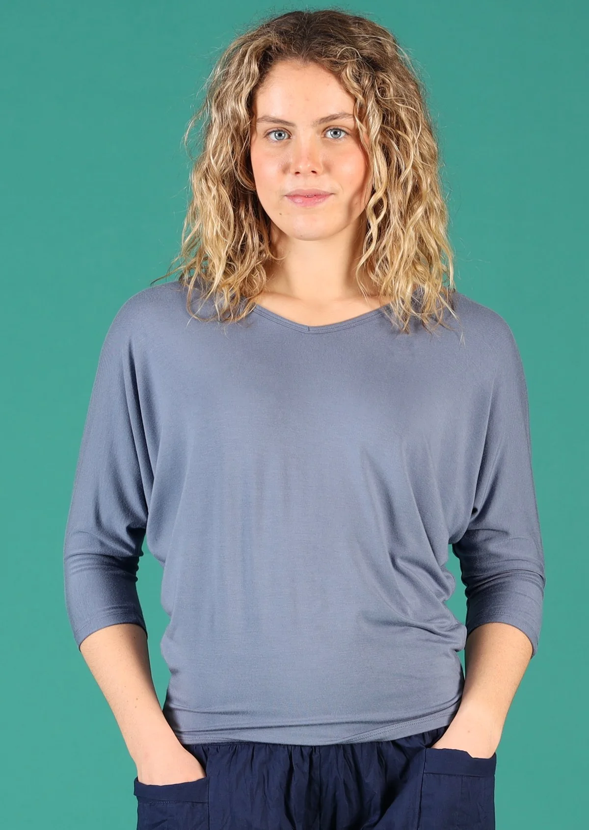 3/4 Sleeve V-neck Batwing Top Sky Grey - Ysert