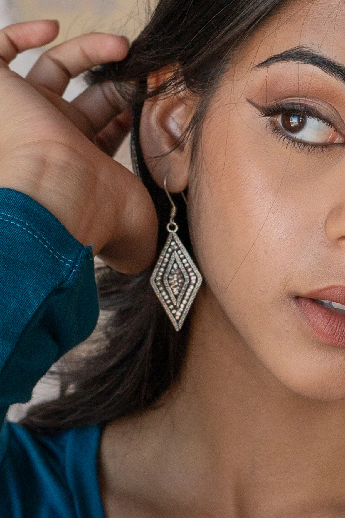 Hill Tribe Silver Diamond Drop Earrings - Ysert