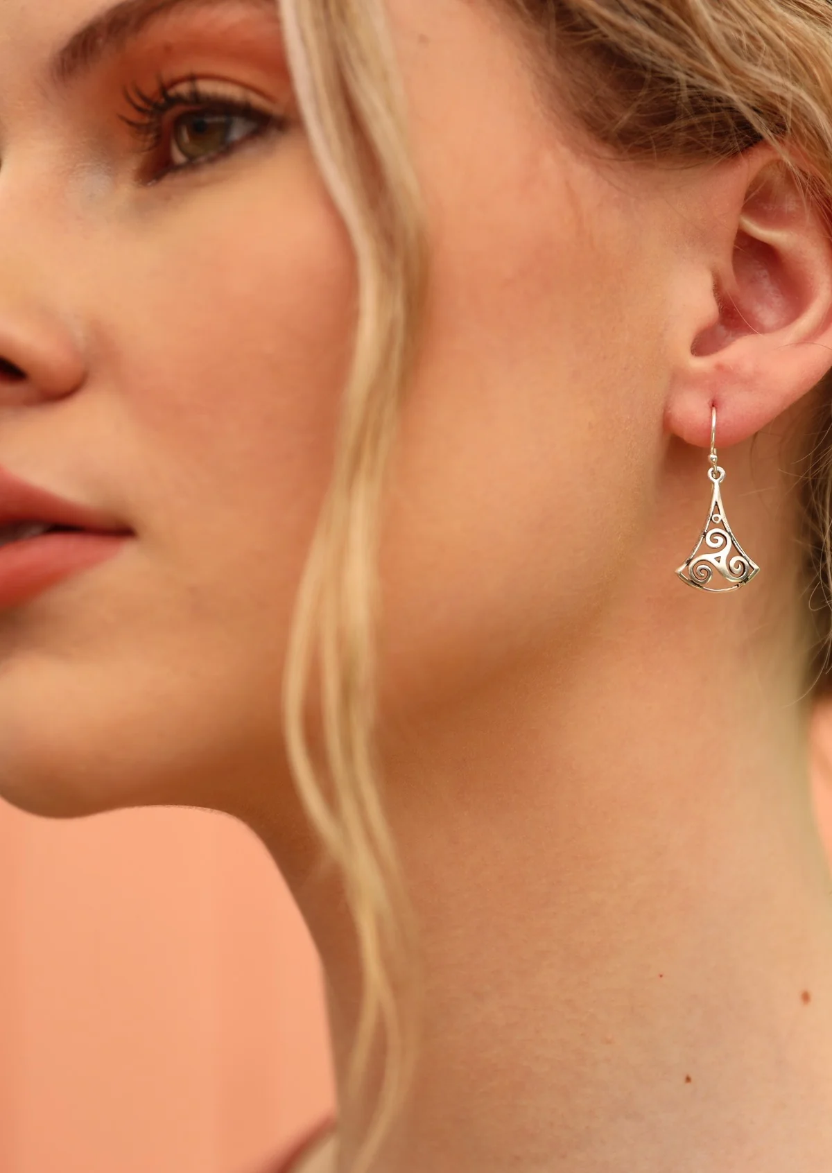 Arched Dewei Silver Earrings - Ysert