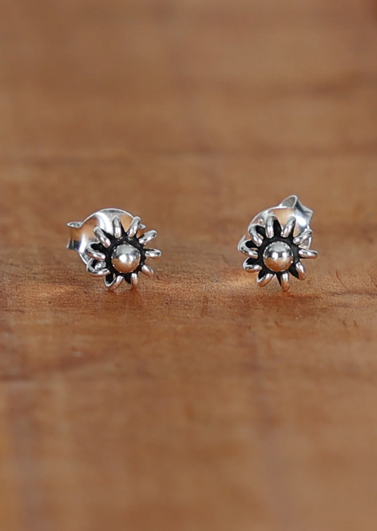 Dandelion Delight Silver Studs - Ysert