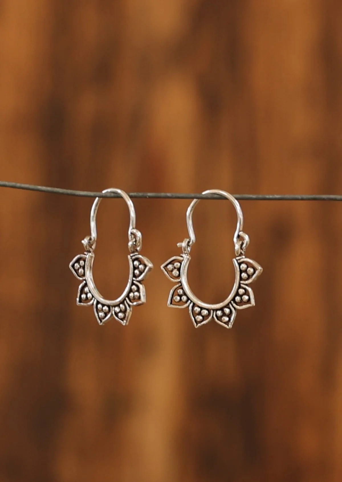 Tribal Essence Silver Hoop Earrings - Ysert