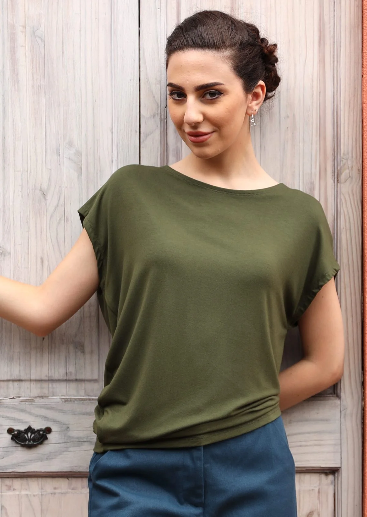 Asymmetrical Rayon Top Olive - Ysert