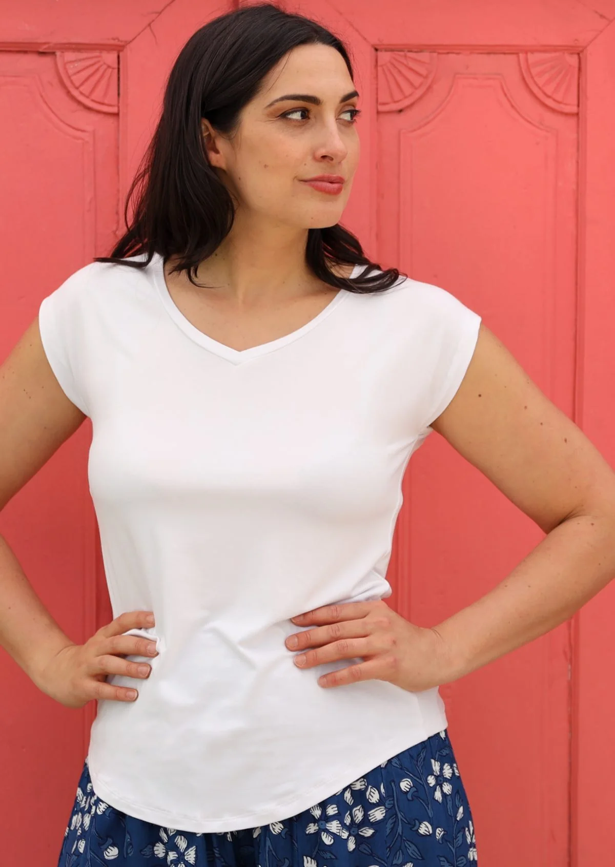 Simple Top V-neck White - Ysert