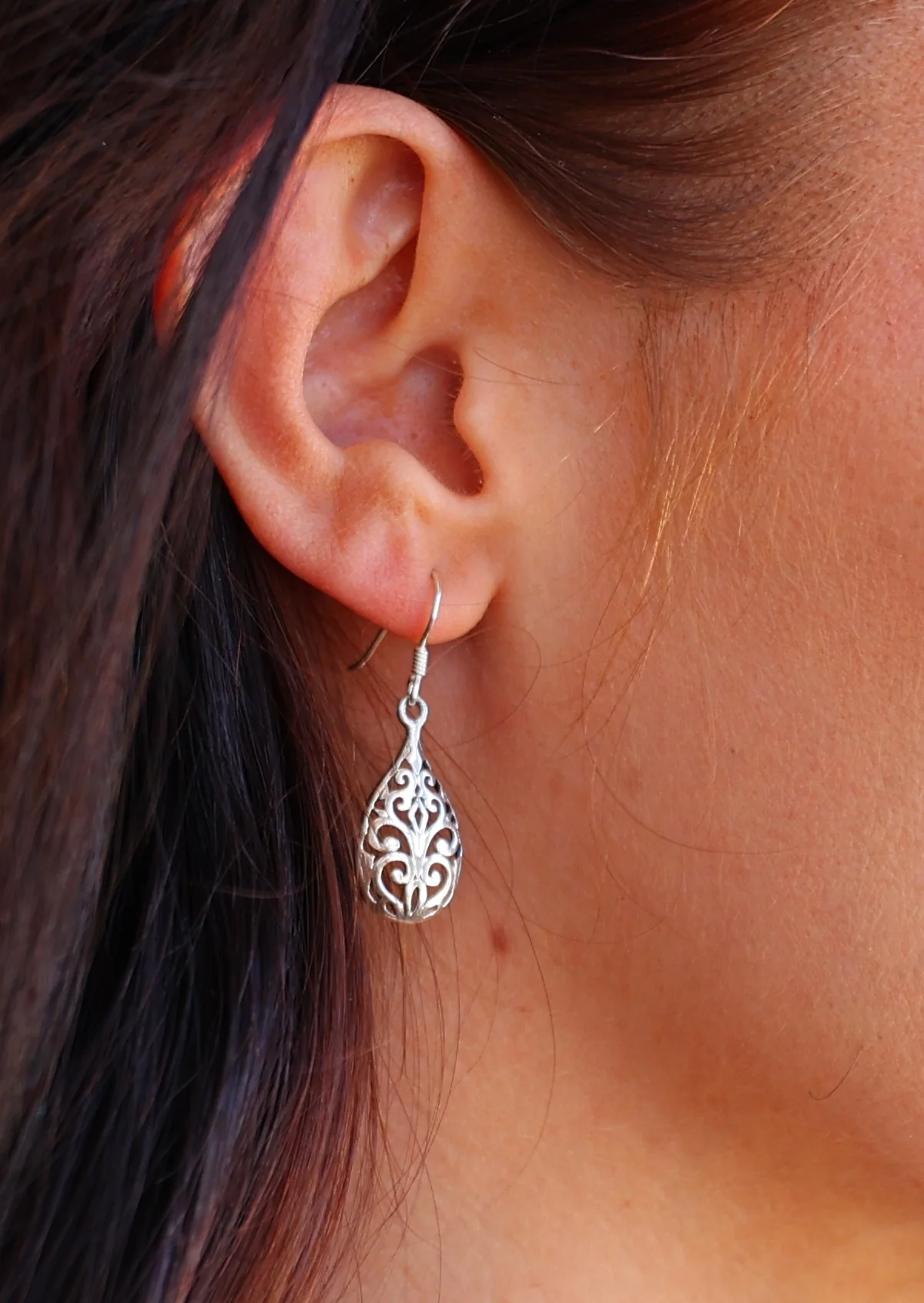 Serene Drop Silver Earrings - Ysert