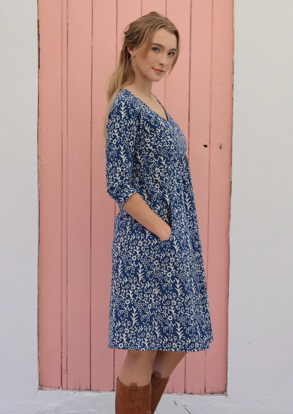 April Dress Nirvana - Ysert