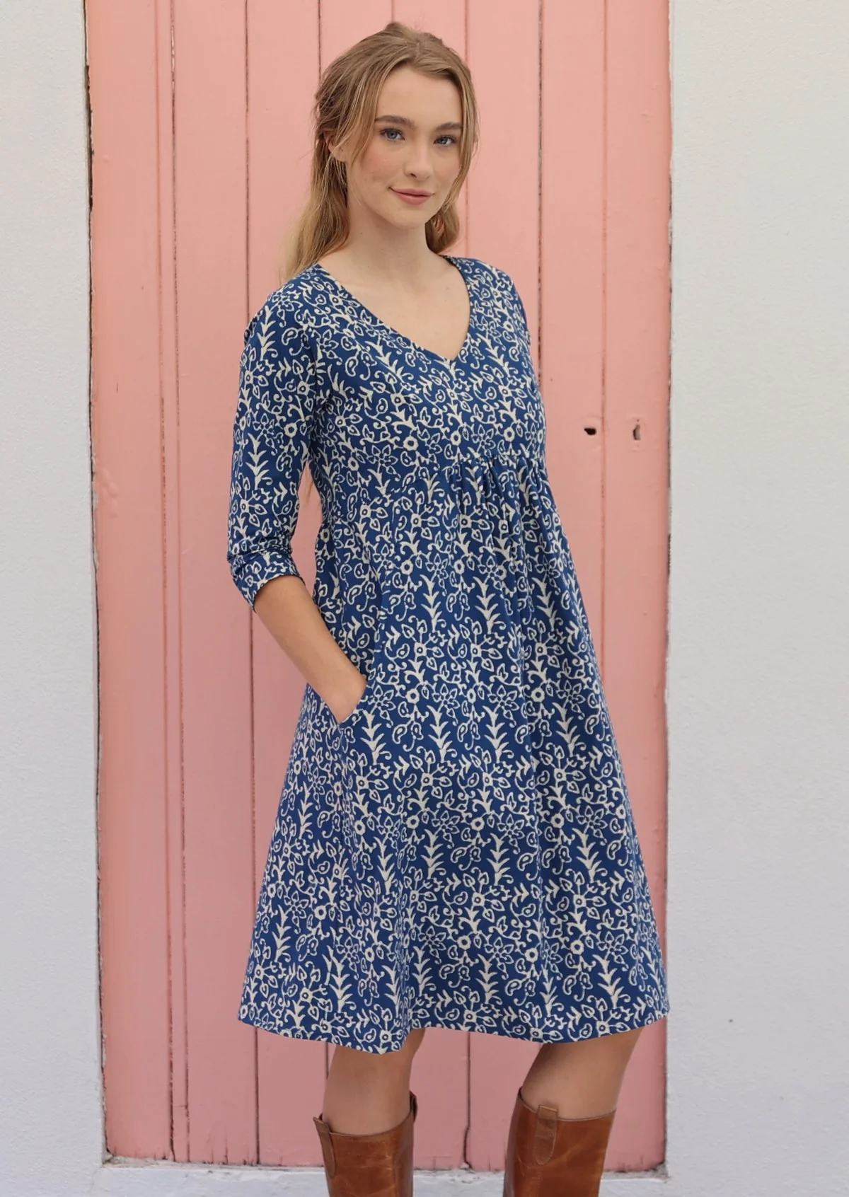 April Dress Nirvana - Ysert