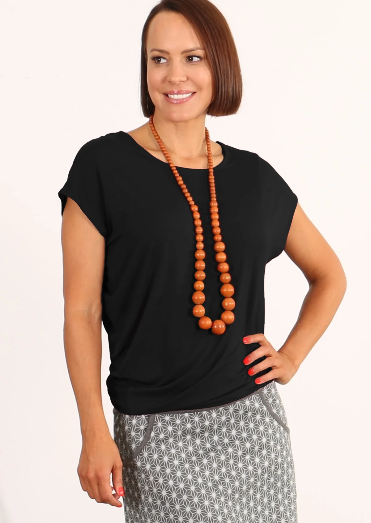 Asymmetrical Rayon Top Black - Ysert
