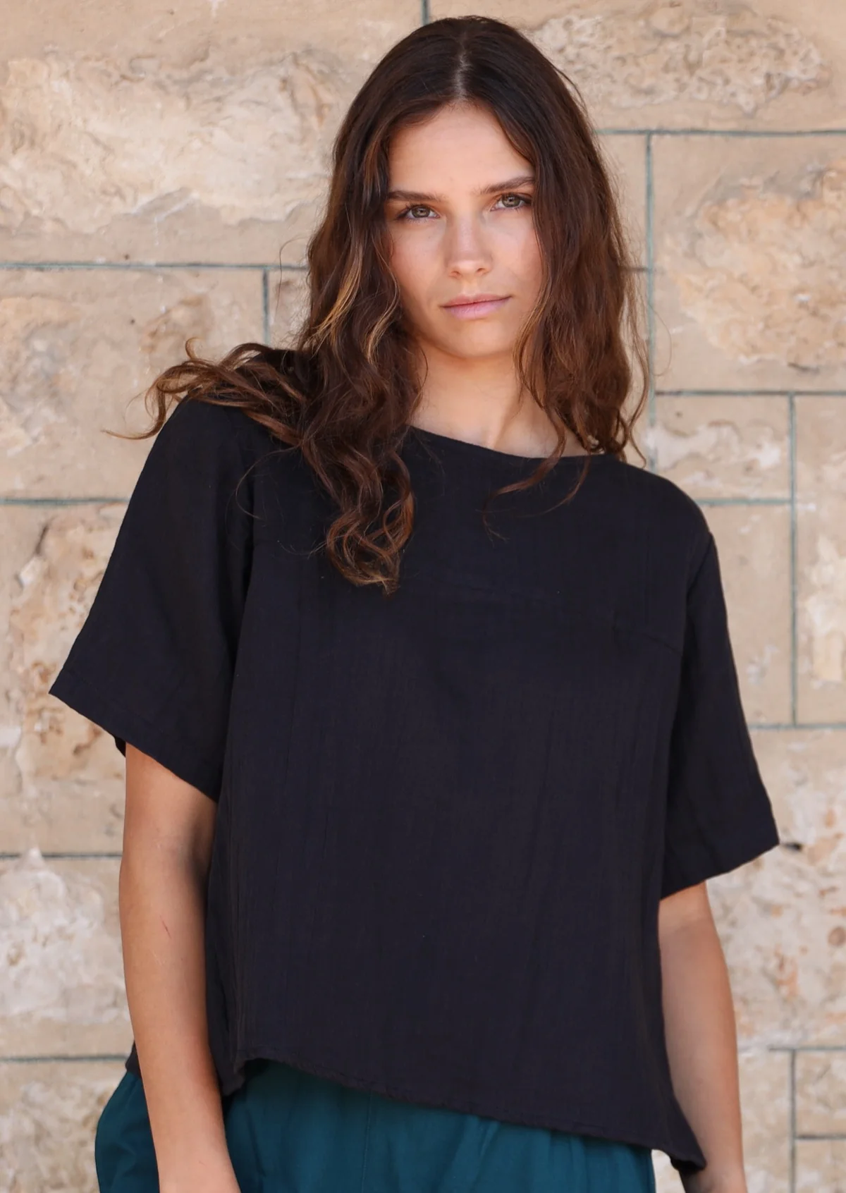 Neesha Top Black - Ysert