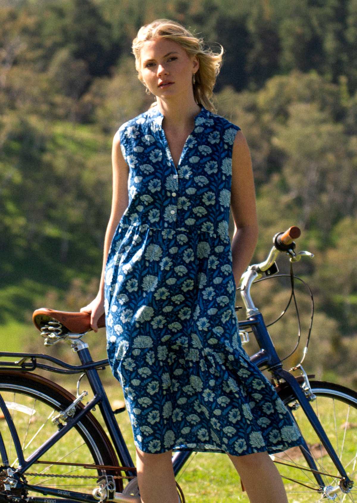 Ember Midi Dress Blue Meadow - Ysert