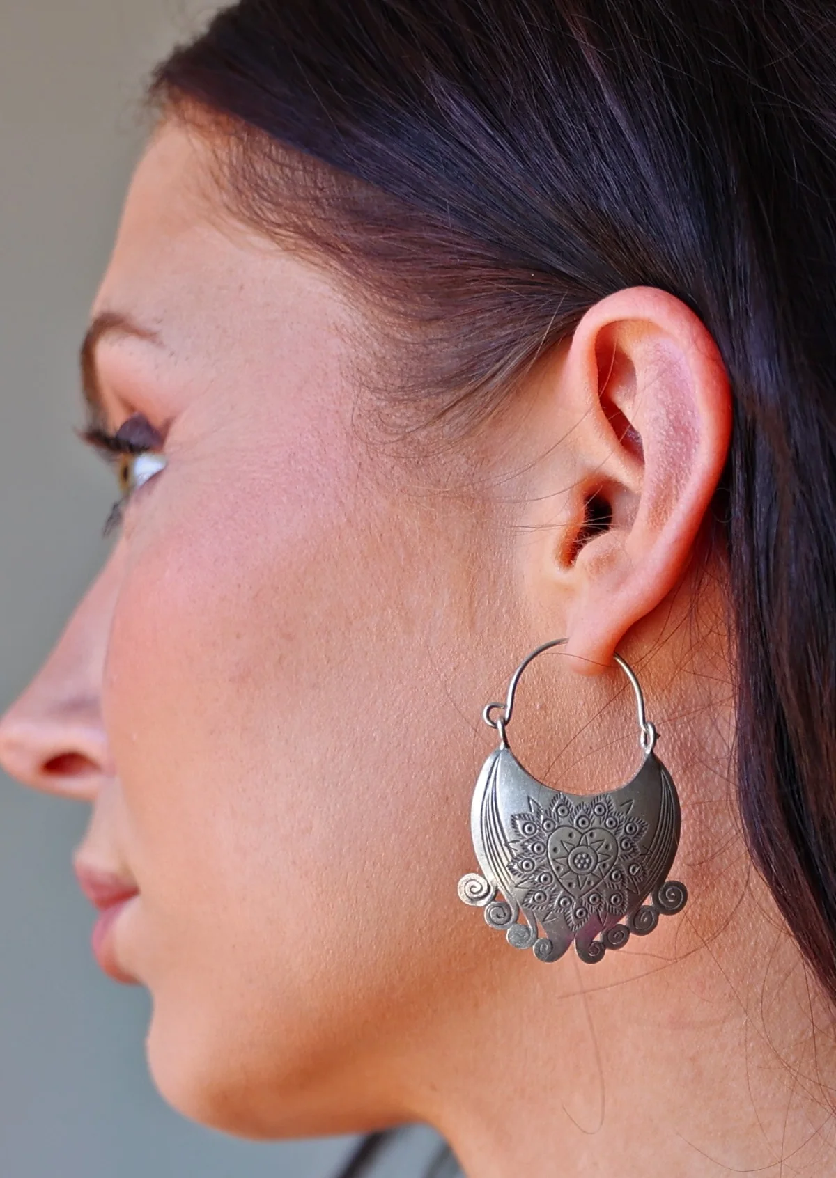 Hill Tribe Silver Radiant Heart Earrings - Ysert