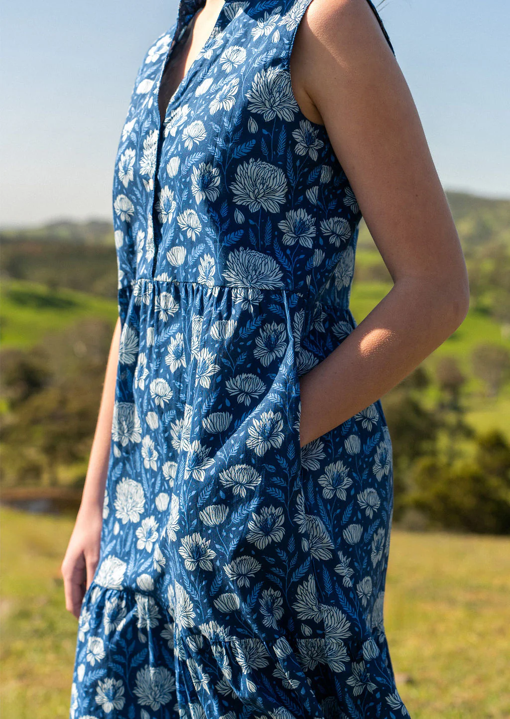 Ember Midi Dress Blue Meadow - Ysert