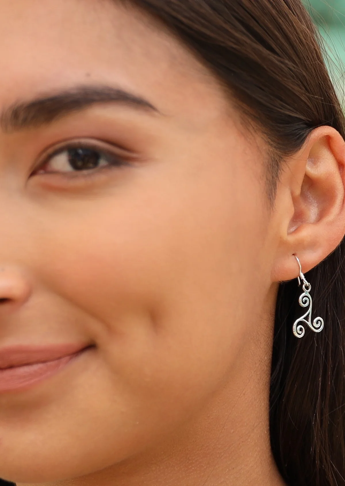 Triskele Sleek Silver Earrings - Ysert