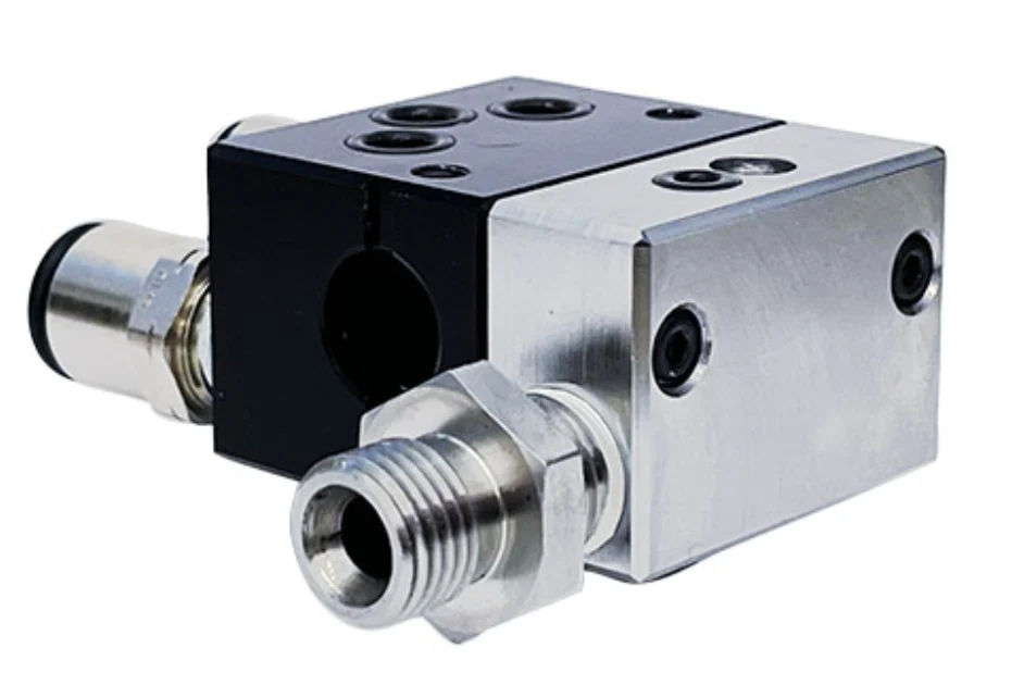 Graco 25F155 Stellair Auto Manifold, Side Fluid Inlet, with Inch Threads - Ysert