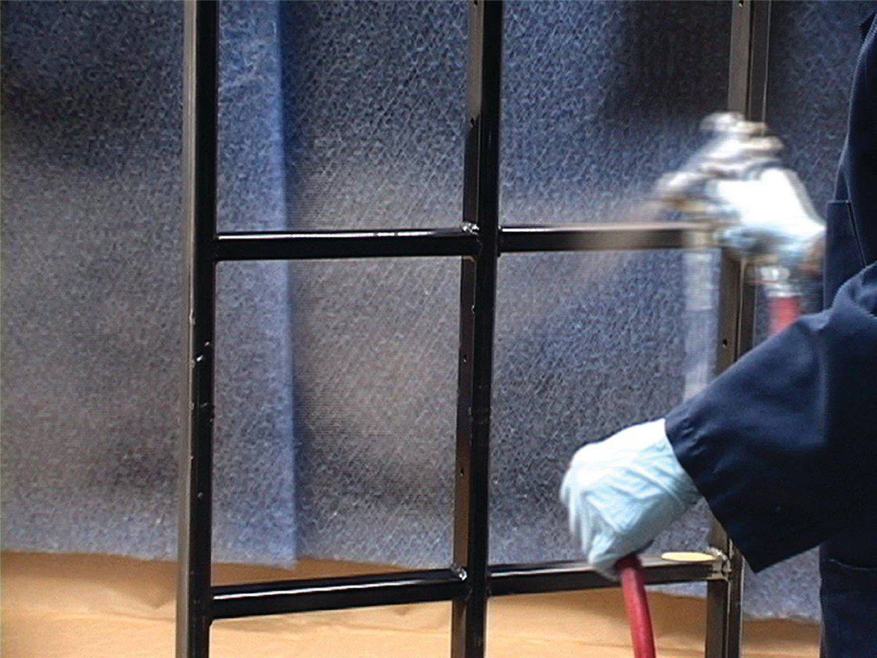 Graco AirPro Air Spray Pressure Feed Gun, Compliant, 0.055 inch (1.4 mm) Nozzle for General Metal Applications - Ysert