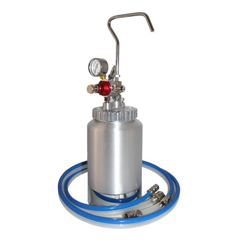 Fuji Spray 2Qt. Pressure Pot with 6’ Fluid and Air Hose - Ysert
