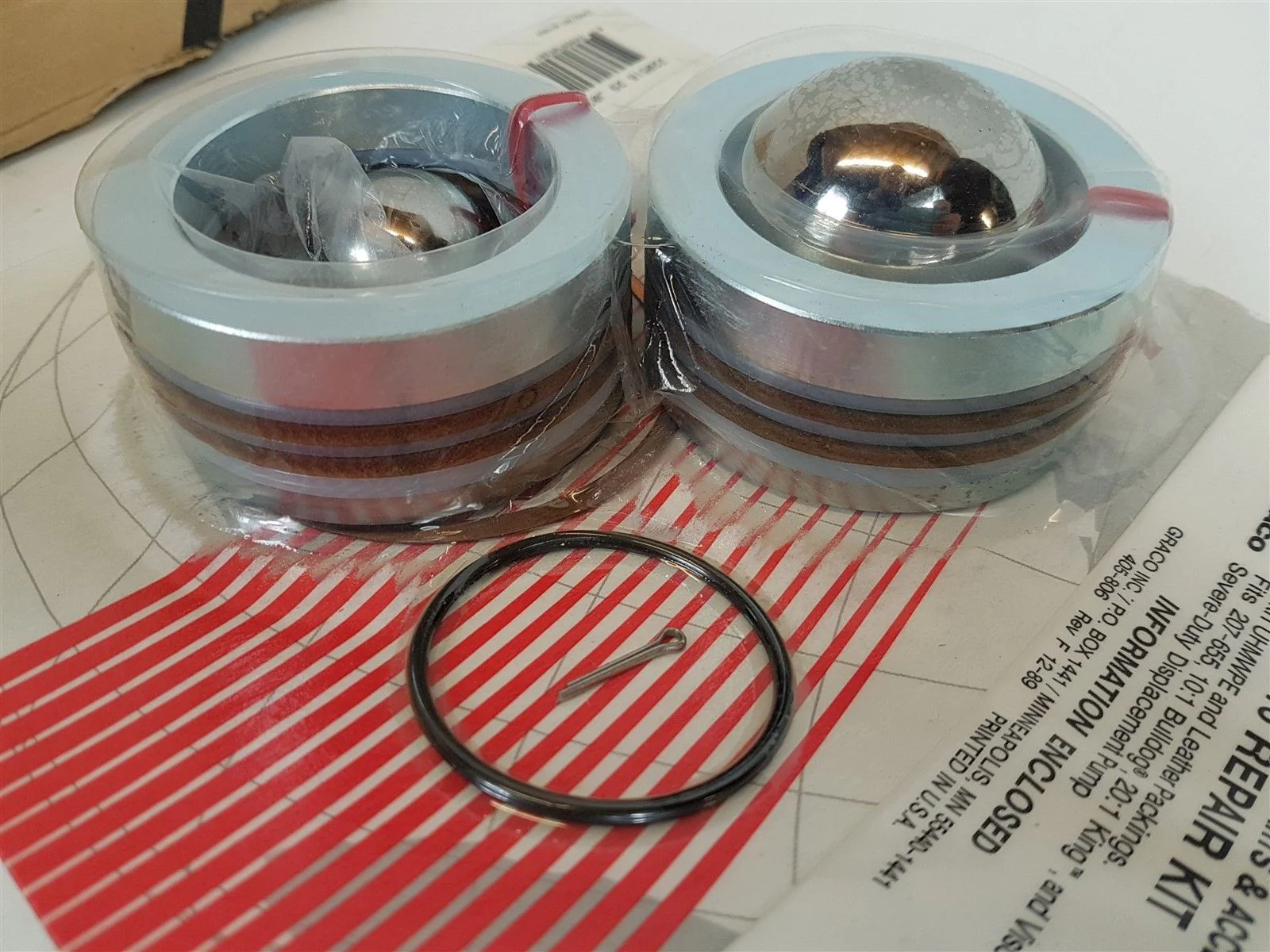 Graco 220516 Repair Kit with Leather & Polyethylene Packings - Ysert