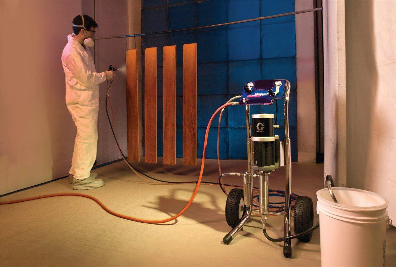 Graco G15C08 15:1 Merkur 1500 PSI @ 0.40 GPM Air-Assisted Airless Sprayer - Cart Mount - Ysert