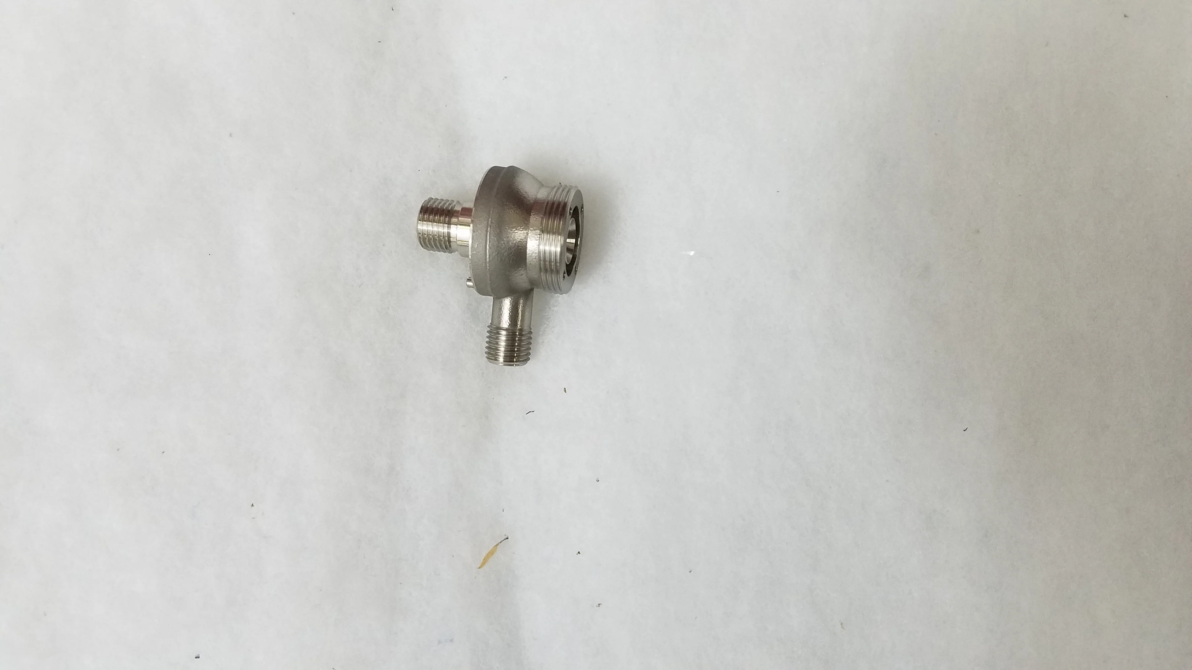 Binks 54-4986 High Press. Head Inlet - Ysert