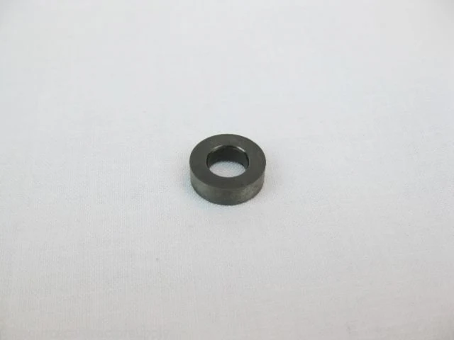 Titan Outlet Piston Seat for Impact 740/840/1140 - Ysert