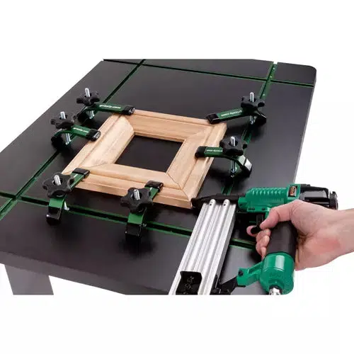 Grizzly T31824 - Deluxe T-Slot Work Table, 31-1/2