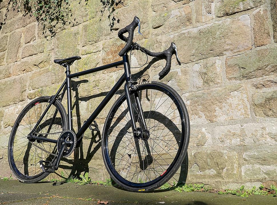 Striscia adesiva integrata. 