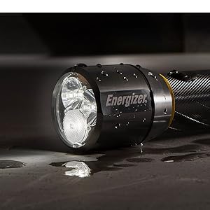 Energizer Torcia in metallo, torcia affidabile per qualsiasi situazione, luce palmare