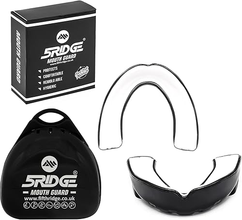 Paradenti in gomma – paradenti professionale per sport di contatto, rugby, arti marziali, karate, rugby, MMA, boxe, hockey, calcio flessibile per giovani e adult (White/Black, Adult(+12)) - Ysert
