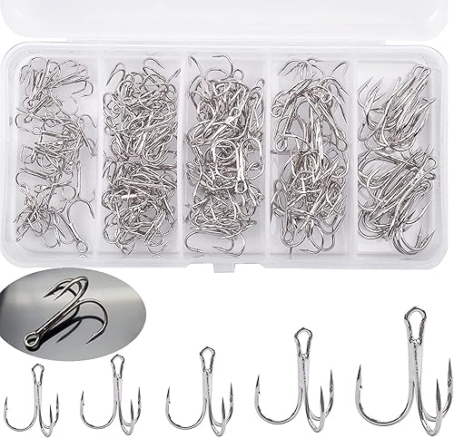 Ganci da Pesca ad alto Tenore di Carbonio in Acciaio Dimensioni 2#4#6#8e10# 50 PezziAmi da Pesca Triplo Ami da Pesca Ardiglione Ami da Pesca in Acciaio al Carbonio Spinato per la Pesca in Mare Misto - Ysert