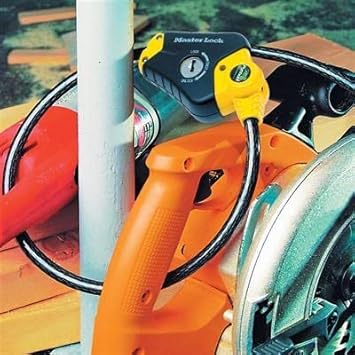 Master Lock 8420EURD Cavo Regolabile Antifurto da 30 cm a 4.5 m, Python ottimo per Strumenti, Attrezzature Sportive, Mobili da Giardino Nero/Giallo, 4.5 m - Ysert